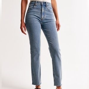 Abercrombie & Fitch Ultra High Rise Ankle Straight Jeans